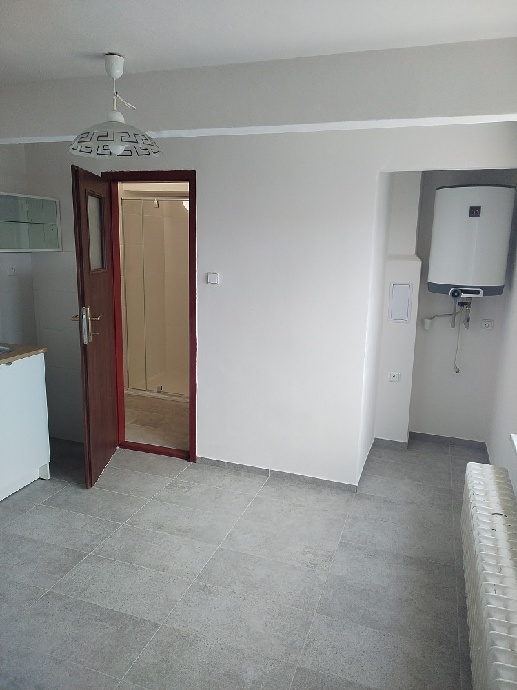 Pronájem bytu 2+kk 52 m² – fotografie 2