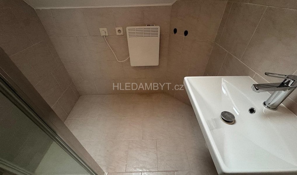 Pronájem bytu 2+1 76 m², Praha – náhled fotky 13