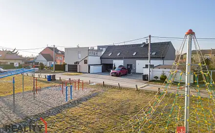 Prodej domu 120 m² s pozemkem 230 m², Za Sokolovnou, Rajhradice, okres Brno-venkov