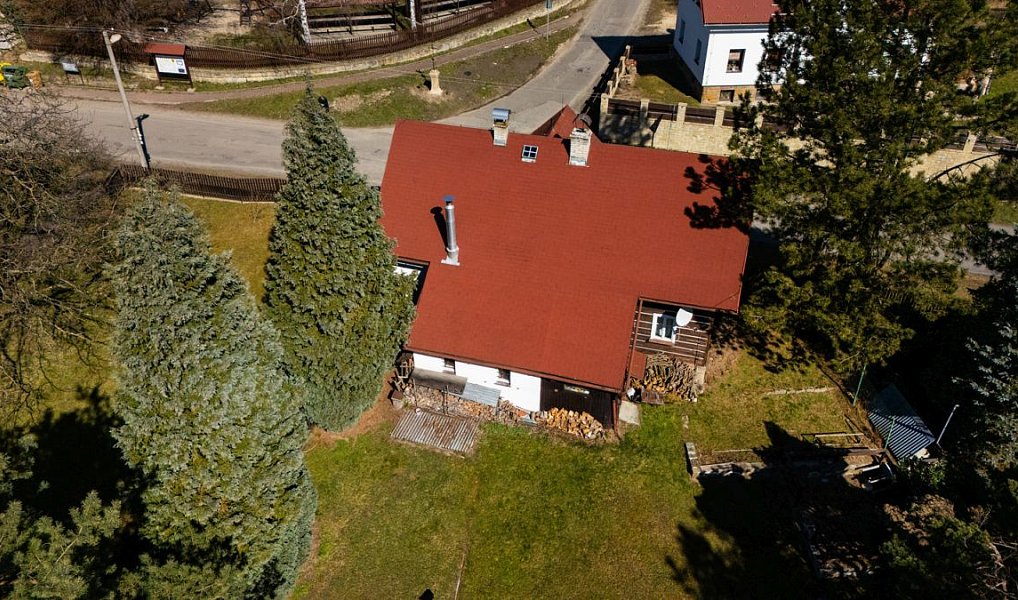 Prodej chalupy 135 m² s pozemkem 741 m², Cvikov – náhled fotky 23