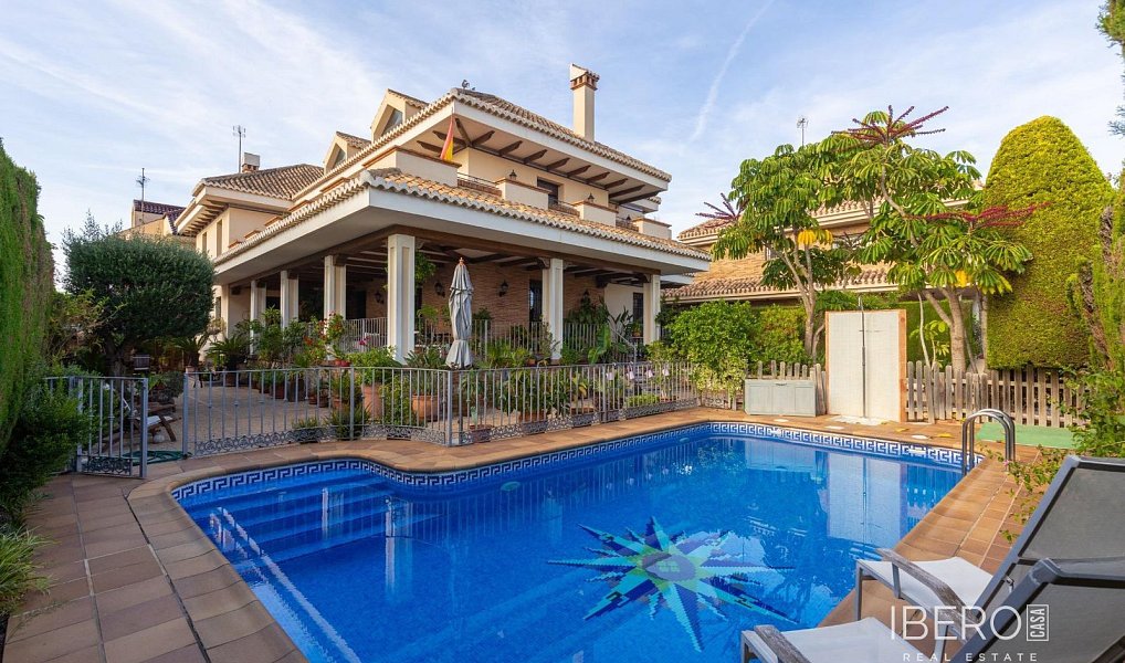 Prodej rodinného domu, 720 m², Torrevieja