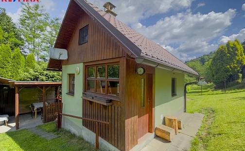Prodej chaty/chalupy 19 m² s pozemkem 637 m², Vsetín