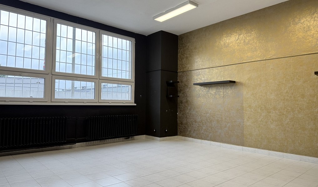 Pronájem obchodních prostor 45 m², Kopřivnice – náhled fotky 4