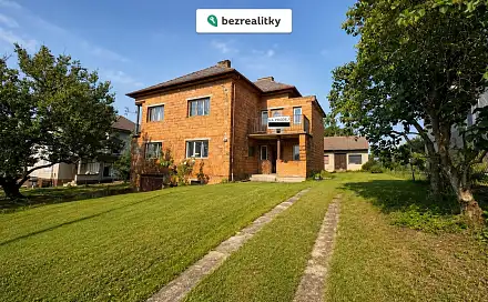 Prodej domu 220 m² s pozemkem 1 100 m², Dolní Přím, okres Hradec Králové