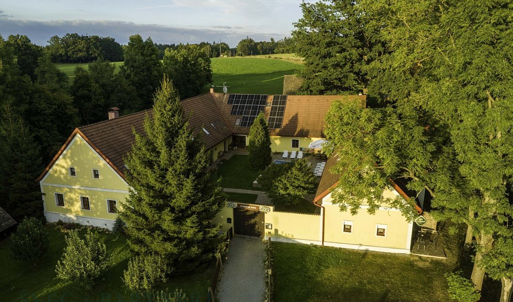 Prodej domu 2 041 m² s pozemkem 5 342 m², Rodvínov – náhled fotky 3