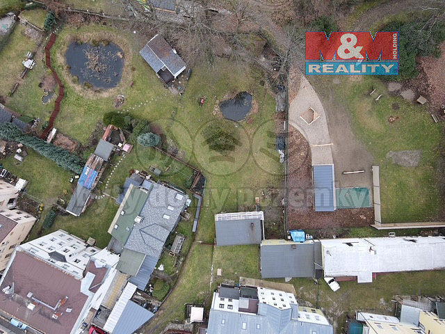 Prodej stavebního pozemku 1 970 m² – pohled 4