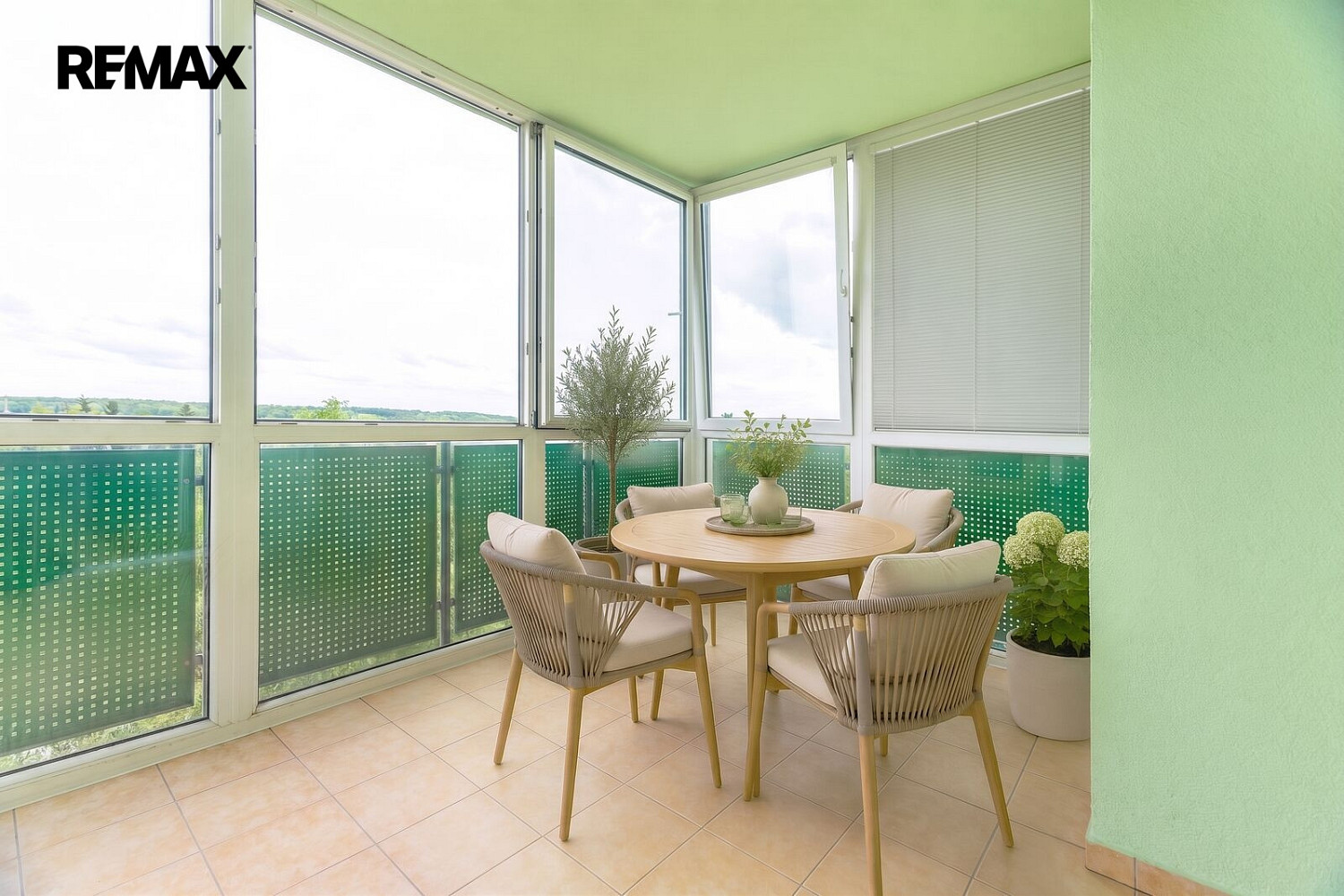 Prodej bytu 4+kk 94 m² – fotografie 3