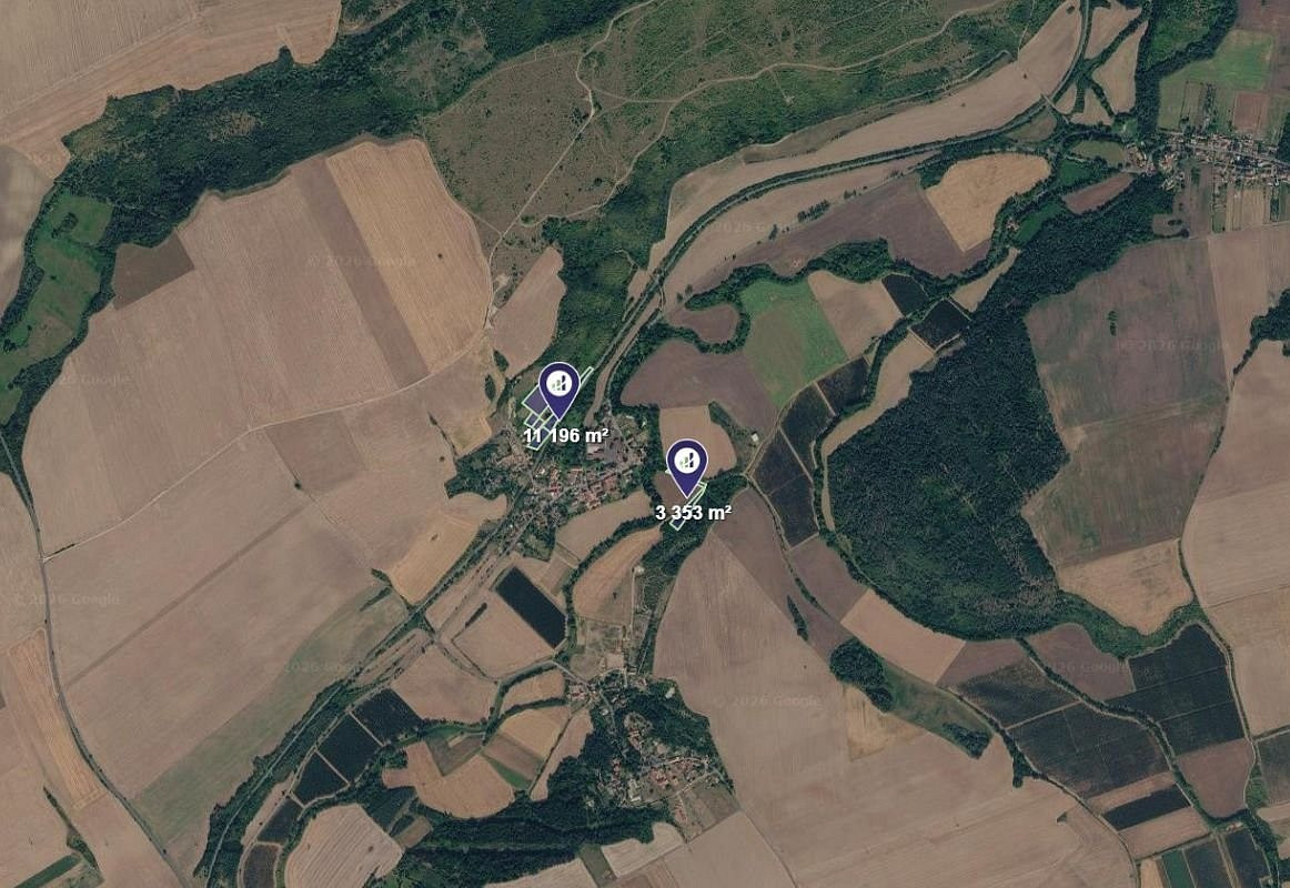 Prodej stavebního pozemku 1 492 m² – fotografie 3
