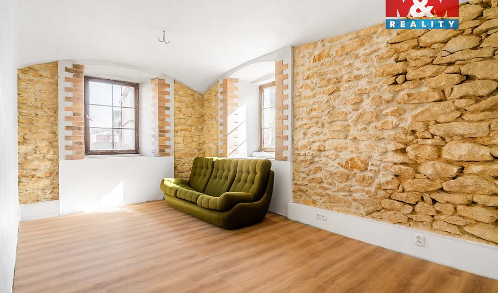 Prodej domu 300 m² s pozemkem 608 m², Ždírec – náhled fotky 2