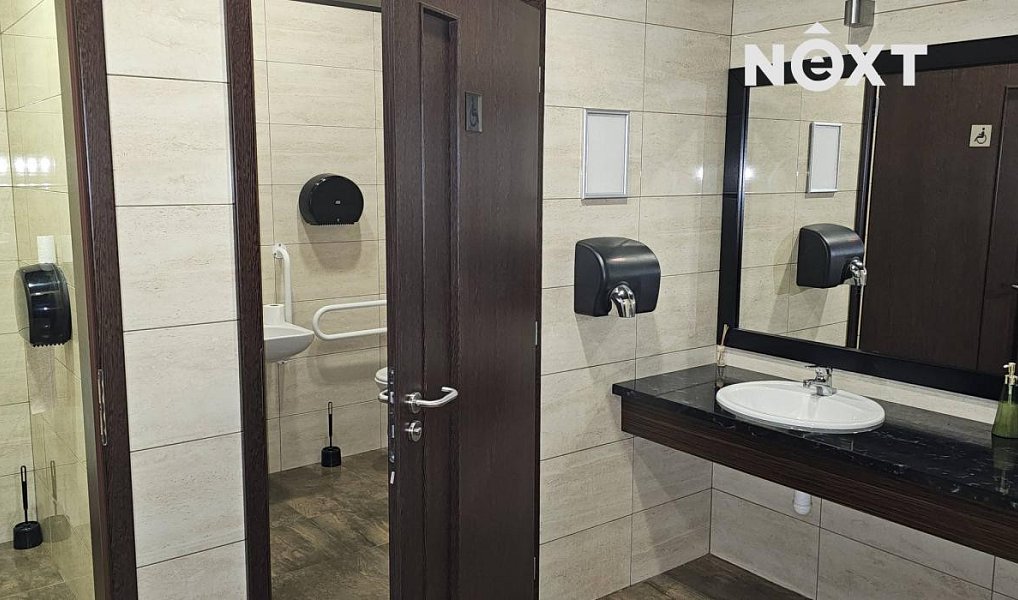 Pronájem obchodních prostor 450 m², Tábor – náhled fotky 8