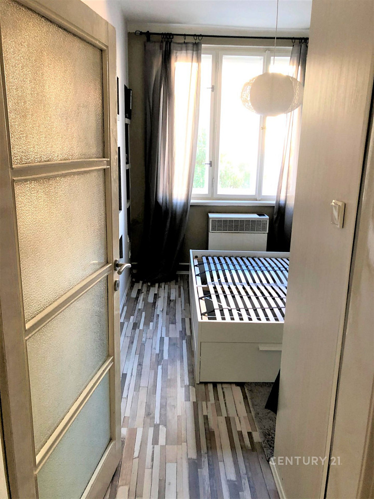 Pronájem bytu 1+kk 40 m² – fotografie 3