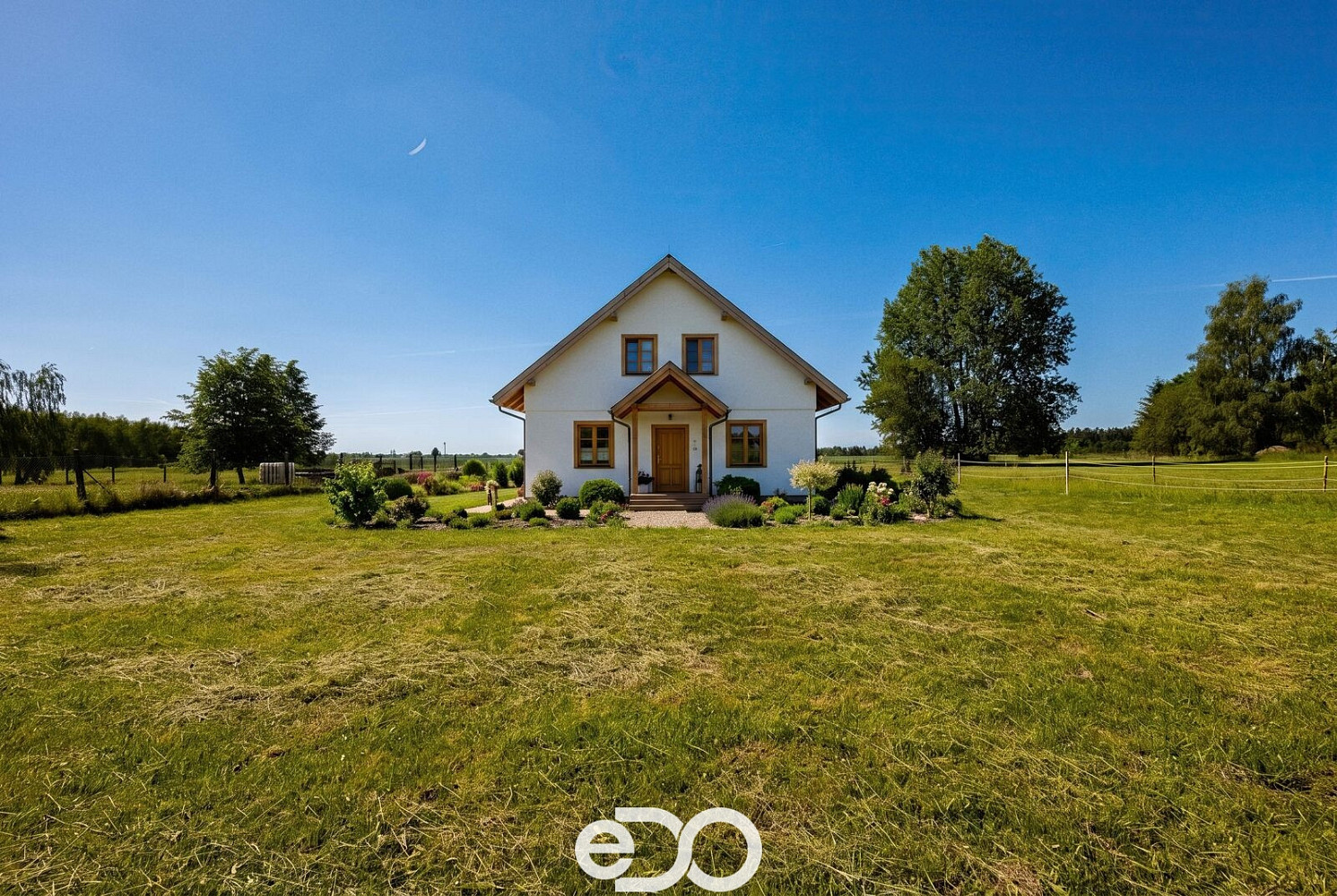Prodej stavebního pozemku 1 469 m²