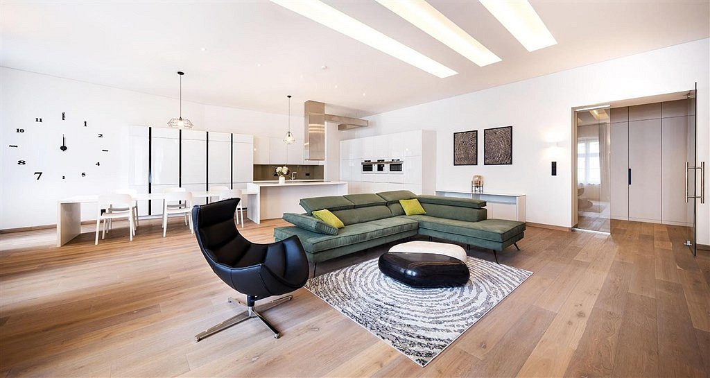 Pronájem bytu 3+kk 181 m²