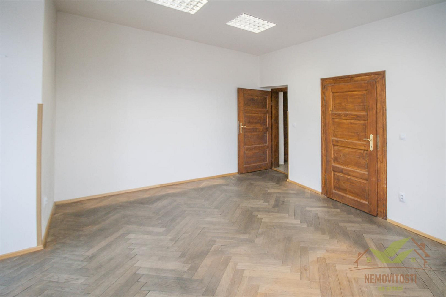 Pronájem kanceláře 60 m² – fotografie 5