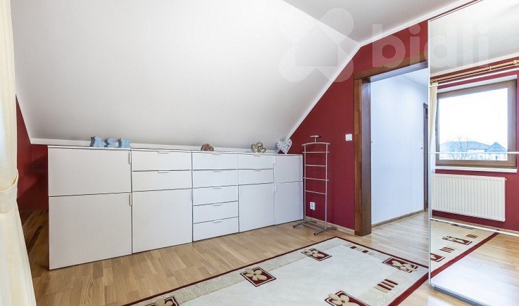 Prodej domu 160 m² s pozemkem 591 m², Jeneč – náhled fotky 24
