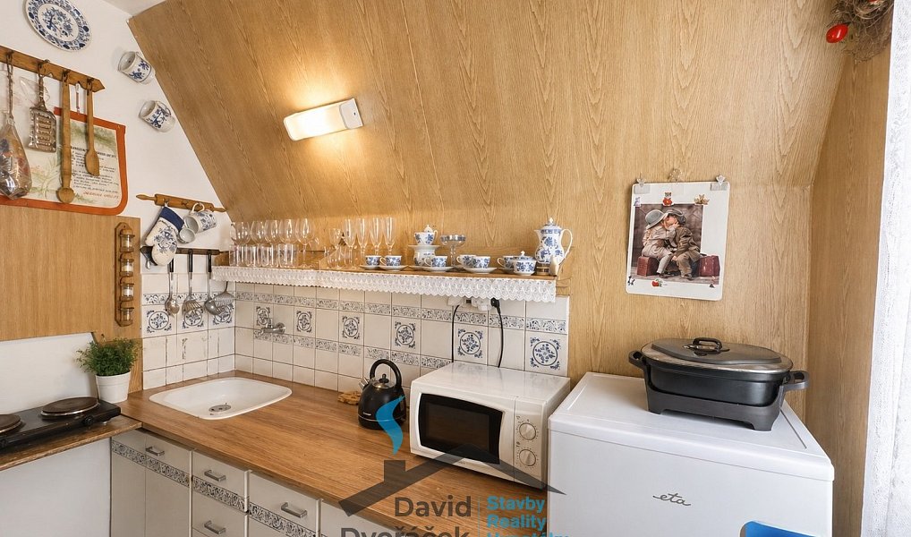 Prodej nájemního domu, činžáku 665 m², Hradec Králové – náhled fotky 28