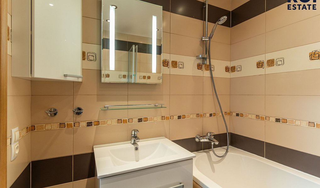 Pronájem bytu 3+1 76 m², Praha – náhled fotky 11