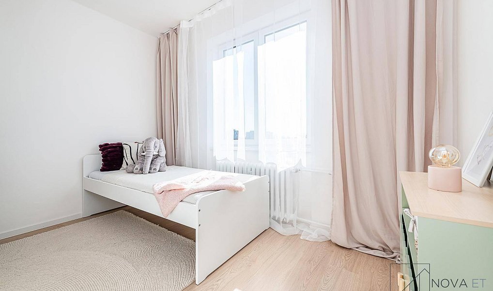 Prodej bytu 4+kk 79 m², Praha – náhled fotky 12