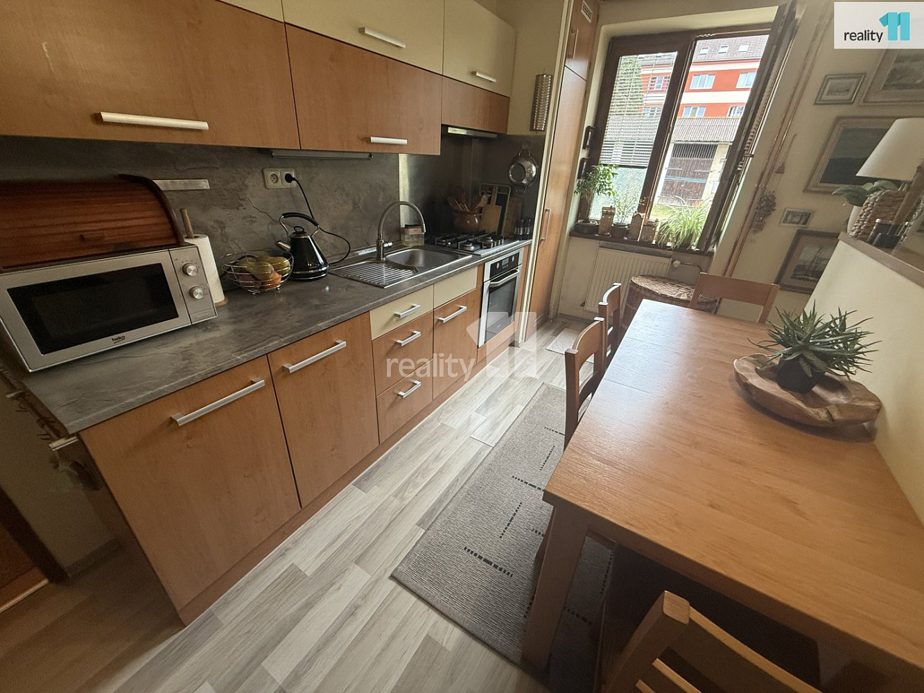 Pronájem bytu 1+kk 33 m² – fotografie 5