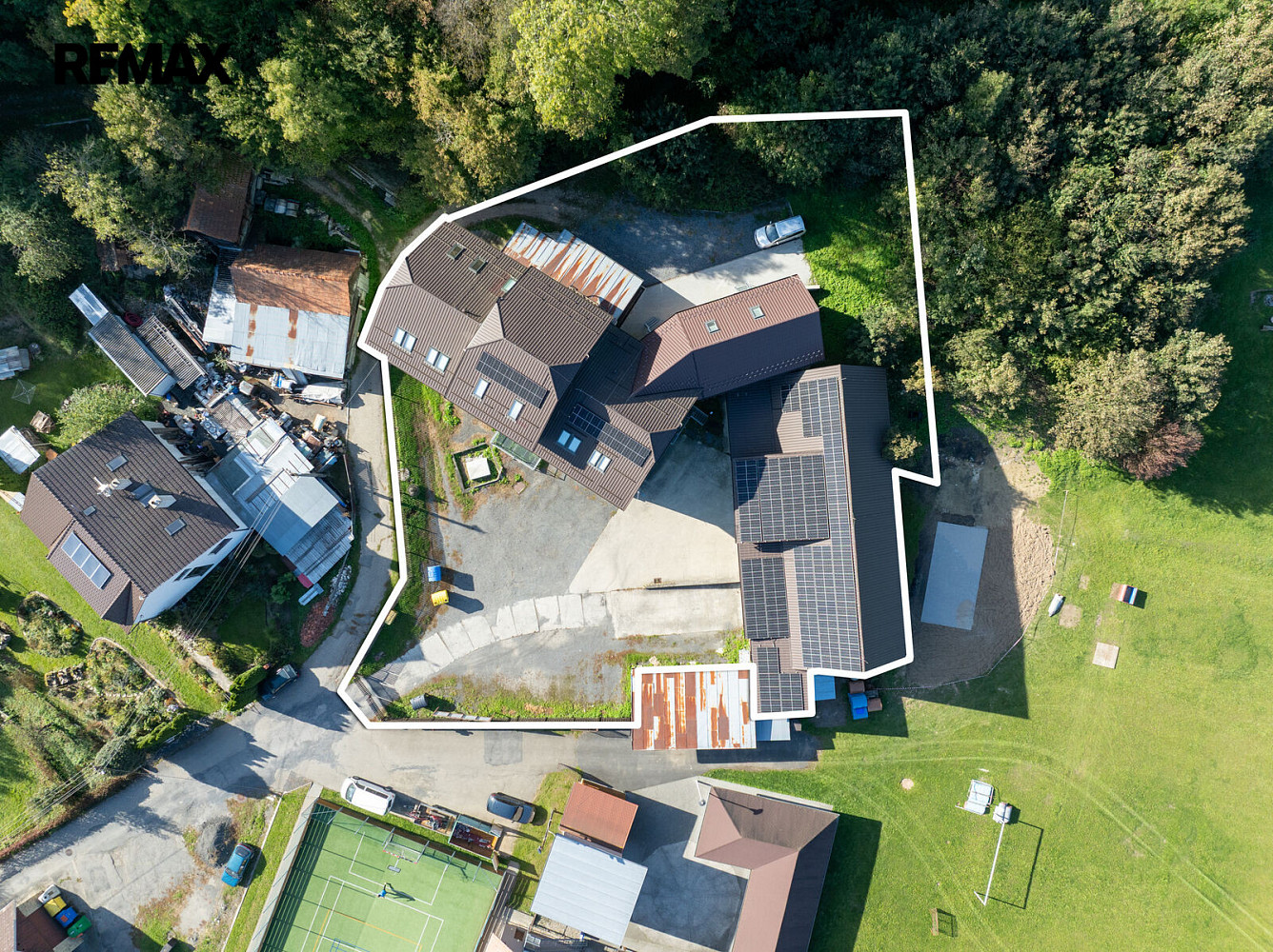 Pronájem výrobních prostor 1 076 m² – fotografie 2