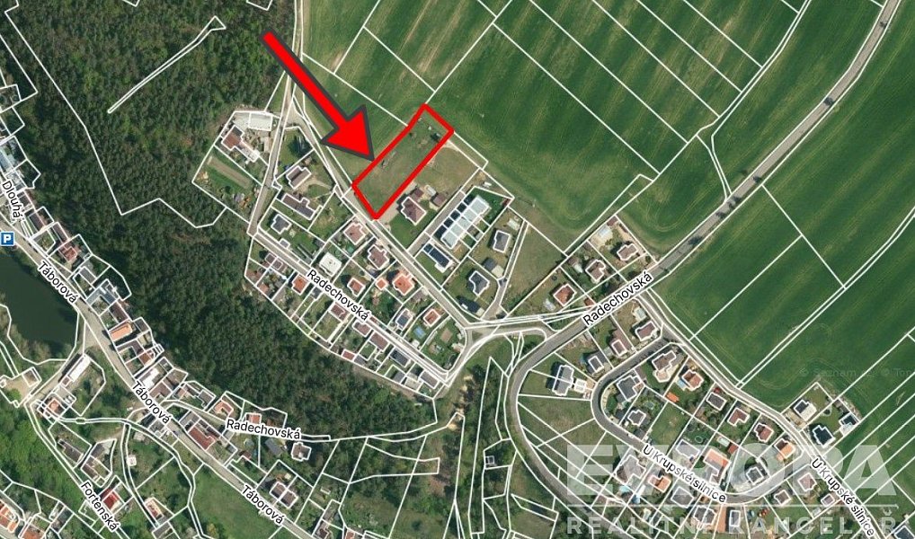 Prodej stavebního pozemku 2 434 m², Bělá pod Bezdězem – náhled fotky 2