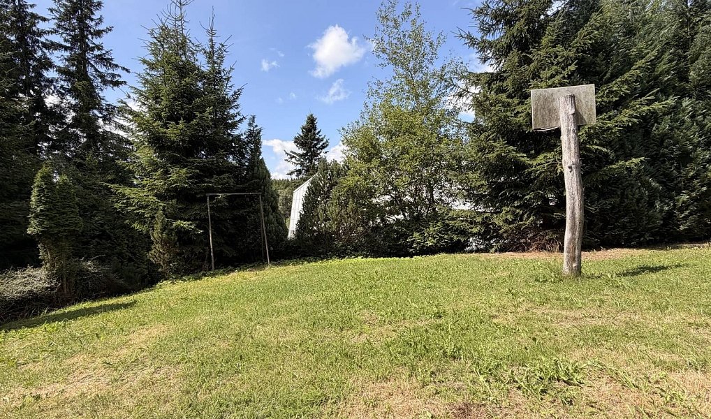 Prodej domu 200 m² s pozemkem 1 124 m², Klíny – náhled fotky 25