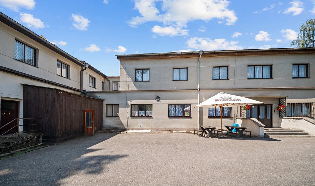 Prodej ubytovacího objektu 1 644 m², Krásná Hora – náhled fotky 32