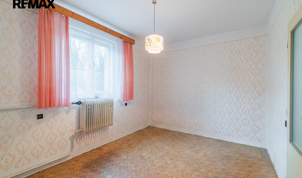 Prodej domu 146 m² s pozemkem 976 m², Ptenín – náhled fotky 10