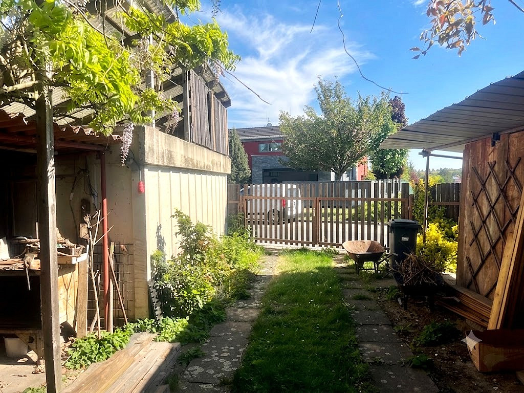 Prodej domu 230 m² s pozemkem 551 m² – pohled 4