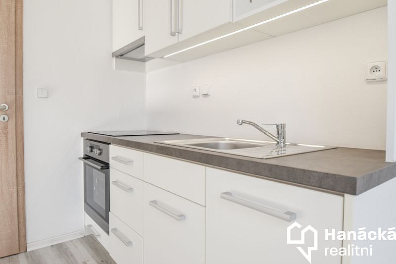 Pronájem bytu 2+kk 45 m² – fotografie 5