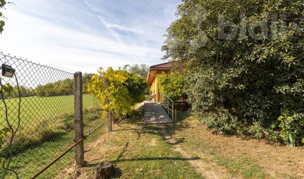 Prodej domu 220 m² s pozemkem 1 700 m², Oslavany – náhled fotky 36
