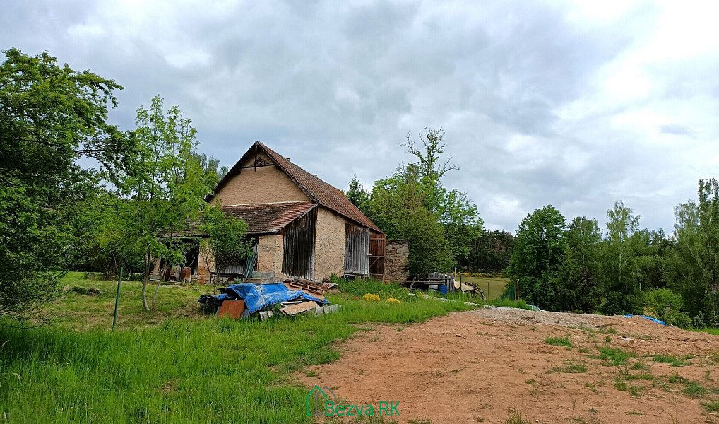 Prodej stavebního pozemku 21 422 m², Nečín – náhled fotky 8