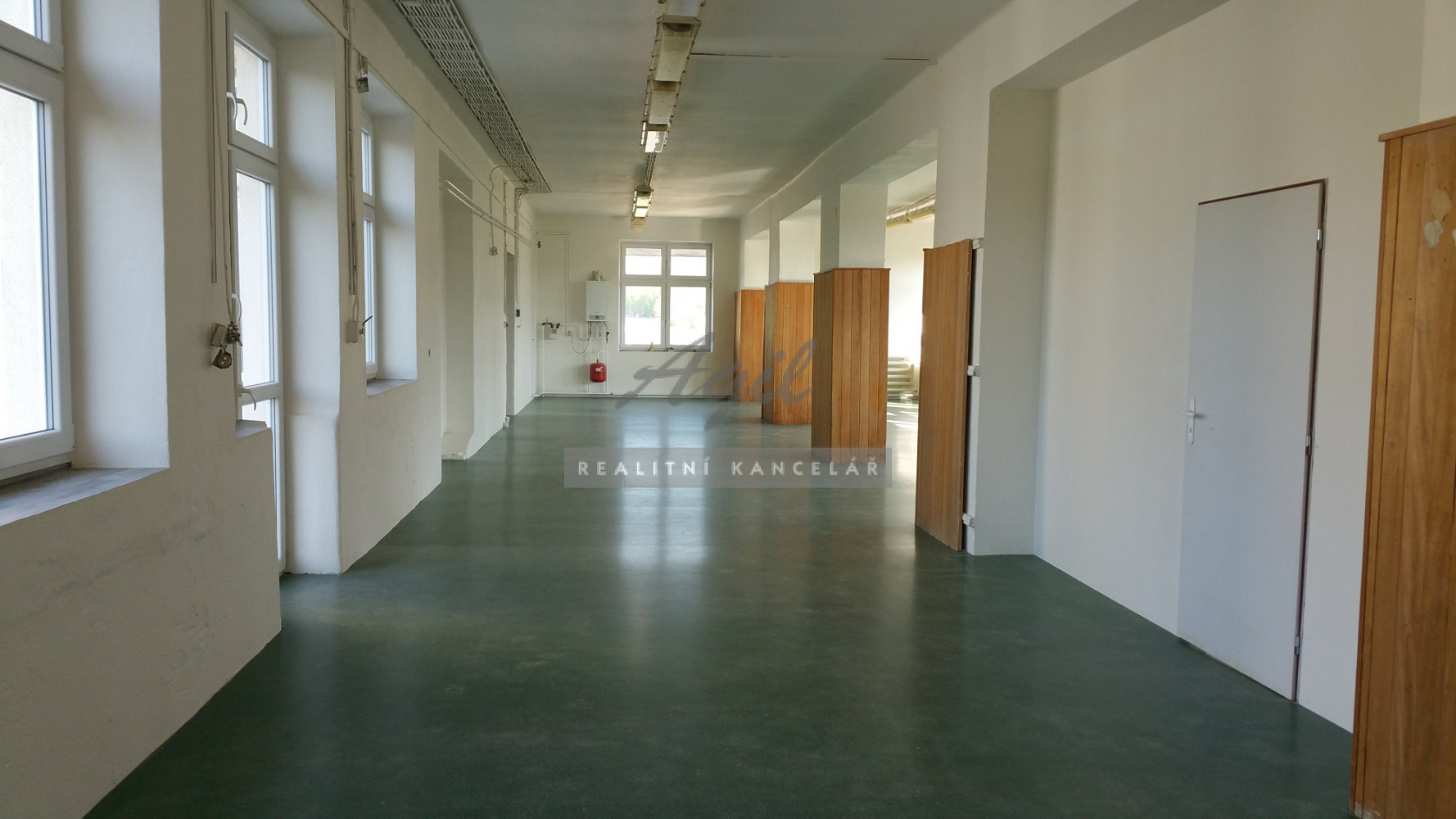 Pronájem výrobních prostor 270 m² – fotografie 5
