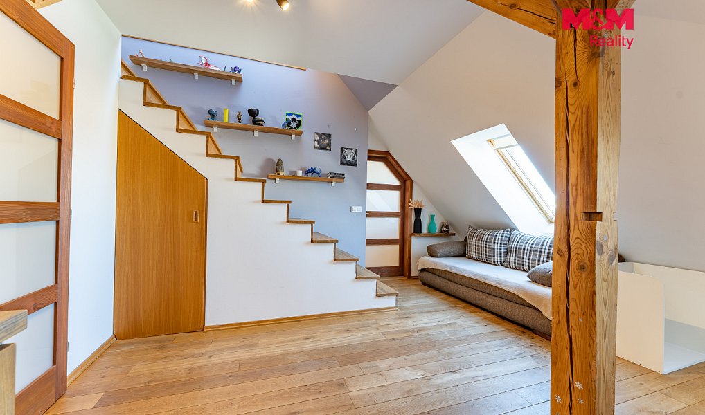 Prodej bytu 4+kk 104 m², Praha – náhled fotky 2