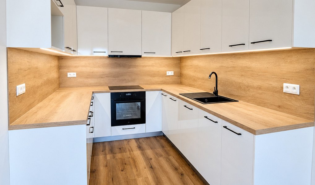 Pronájem bytu 3+kk 92 m², Hodonín – náhled fotky 4