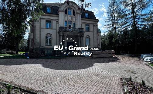 Prodej domu 950 m² s pozemkem 7 000 m², Neugersdorf, Německo