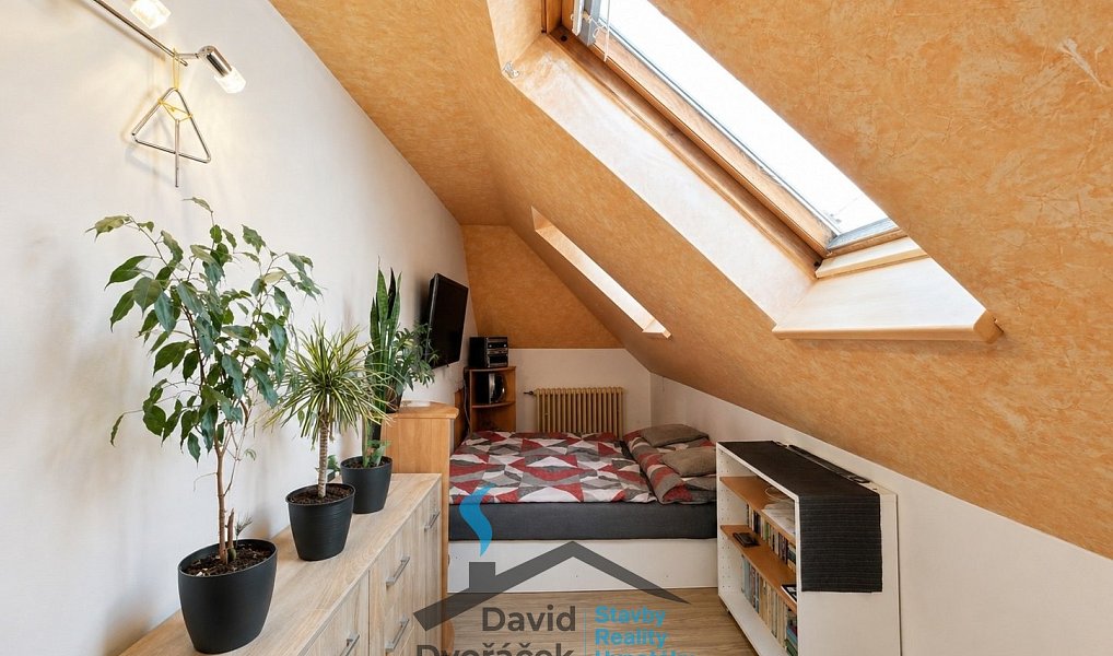 Prodej nájemního domu, činžáku 665 m², Hradec Králové – náhled fotky 8