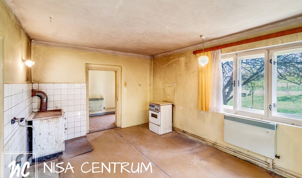 Prodej domu 200 m² s pozemkem 2 650 m², Hlavice – náhled fotky 6