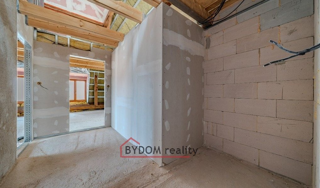 Prodej bytu 3+kk 82 m², Líšťany – náhled fotky 7