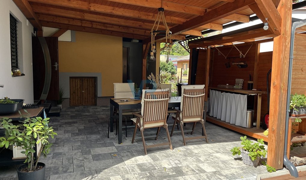 Prodej domu 150 m² s pozemkem 779 m², Planá – náhled fotky 7