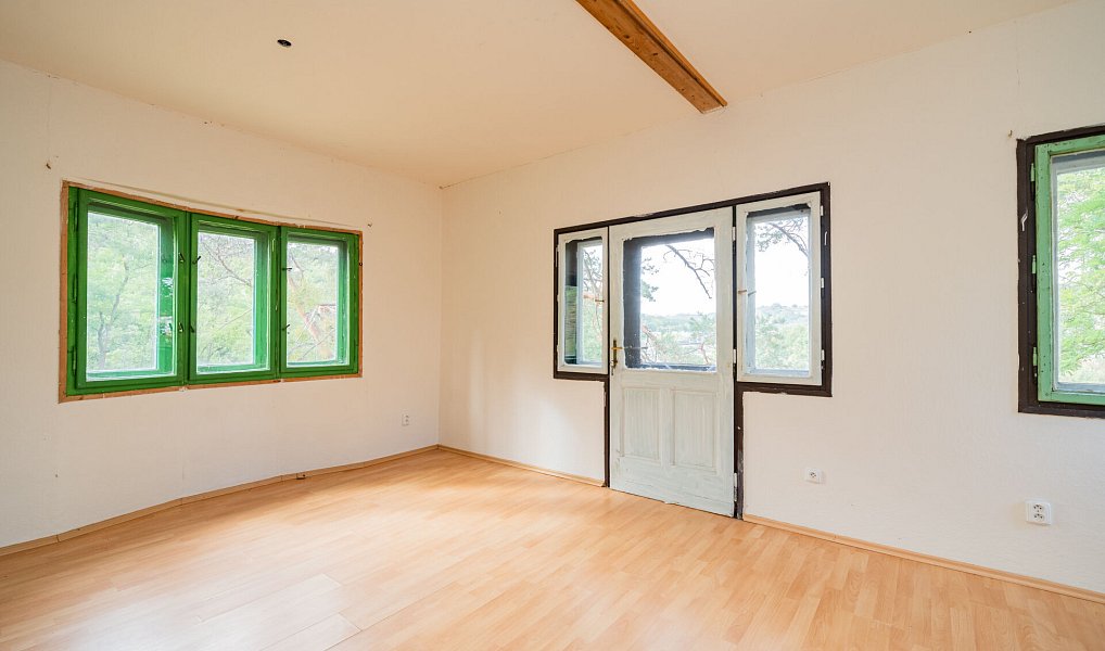 Prodej chaty/chalupy 84 m² s pozemkem 1 561 m², Kamýk nad Vltavou – náhled fotky 11