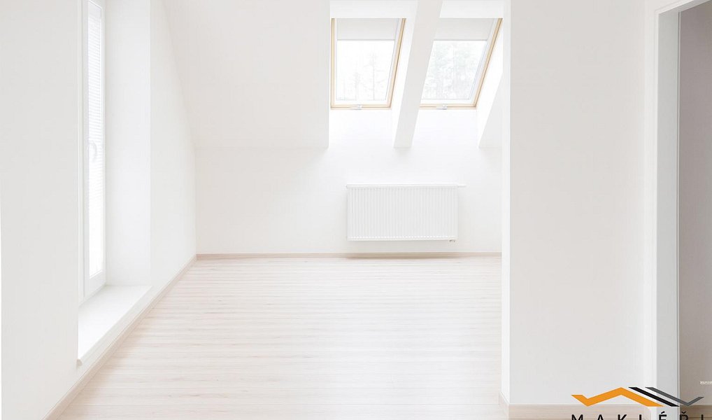 Pronájem bytu 3+kk 65 m², Dobronín – náhled fotky 2