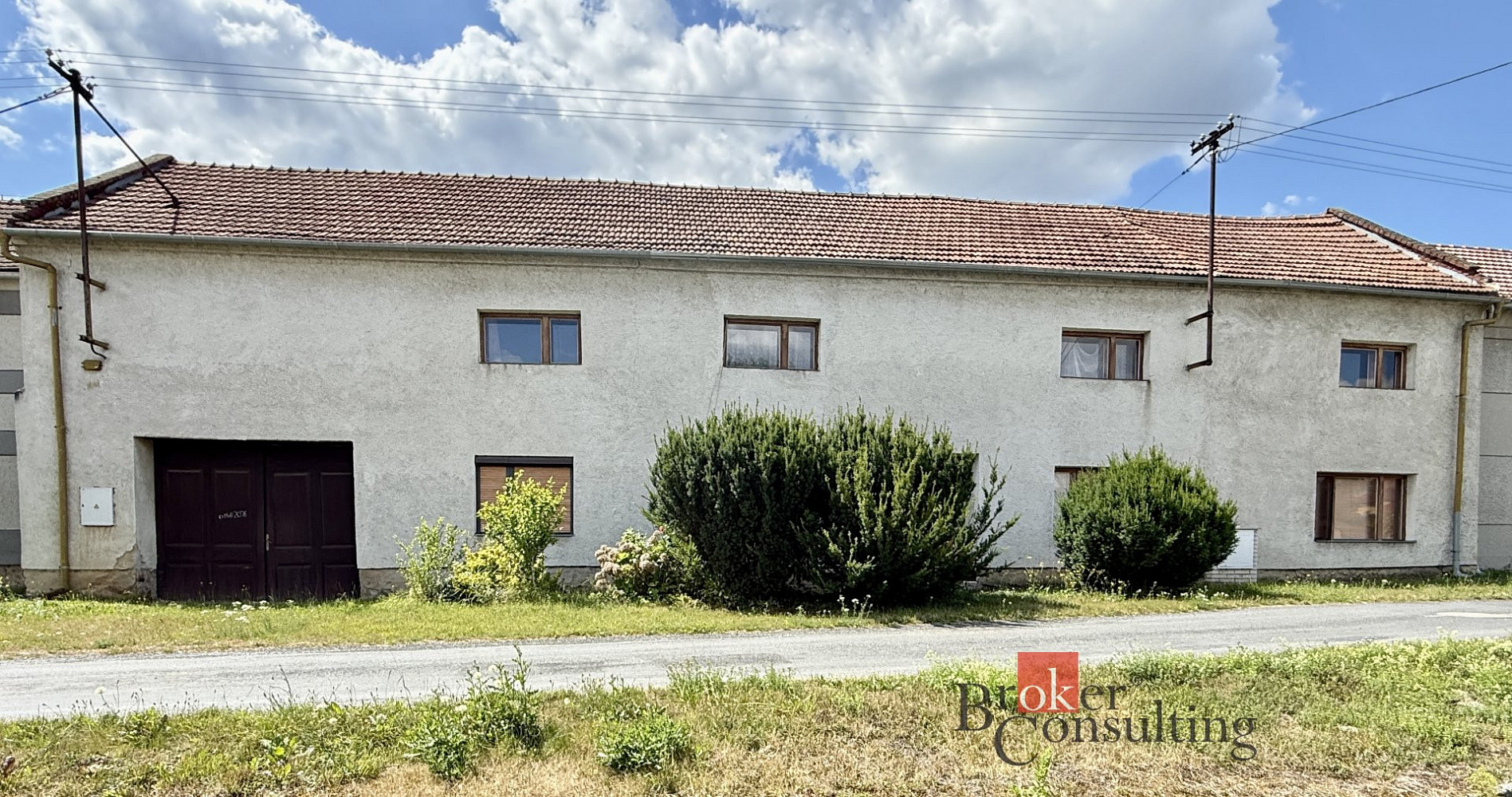 Prodej domu 250 m² s pozemkem 1 996 m²