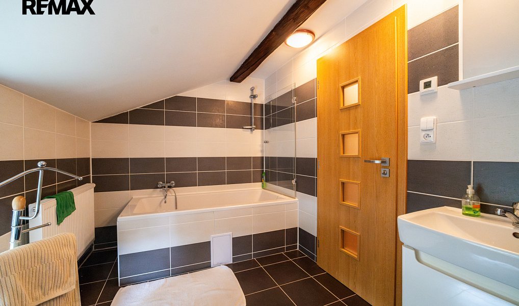 Prodej komerčního objektu (jiného typu) 106 m², Žatec – náhled fotky 32