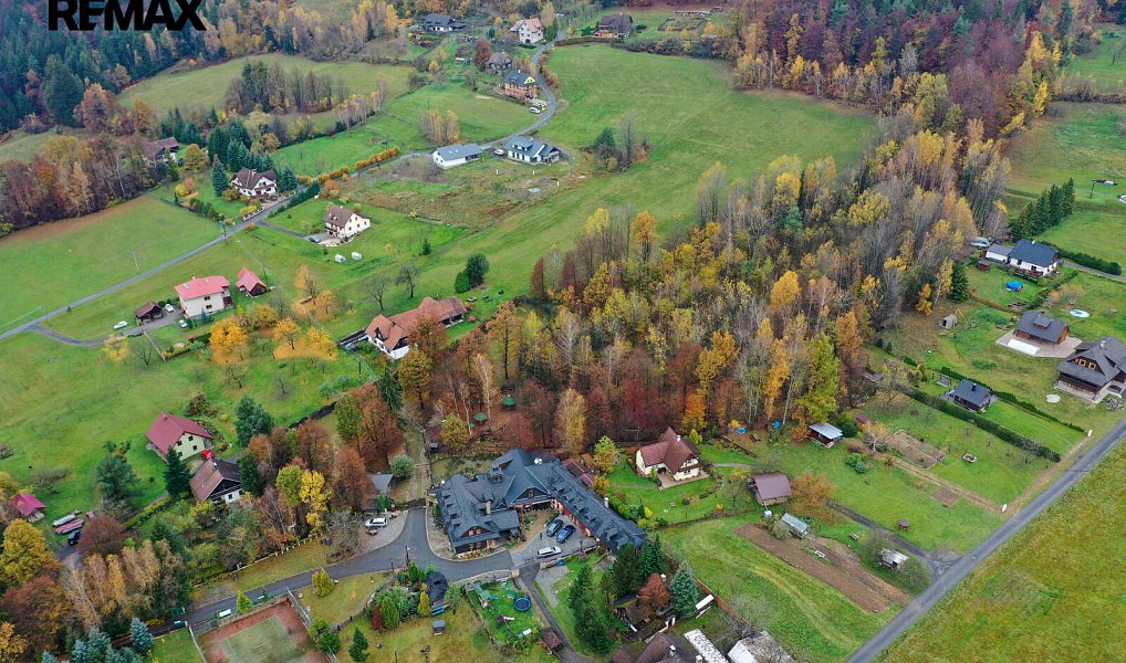 Prodej domu 830 m² s pozemkem 550 m², Prostřední Bečva – fotka 1 z 31