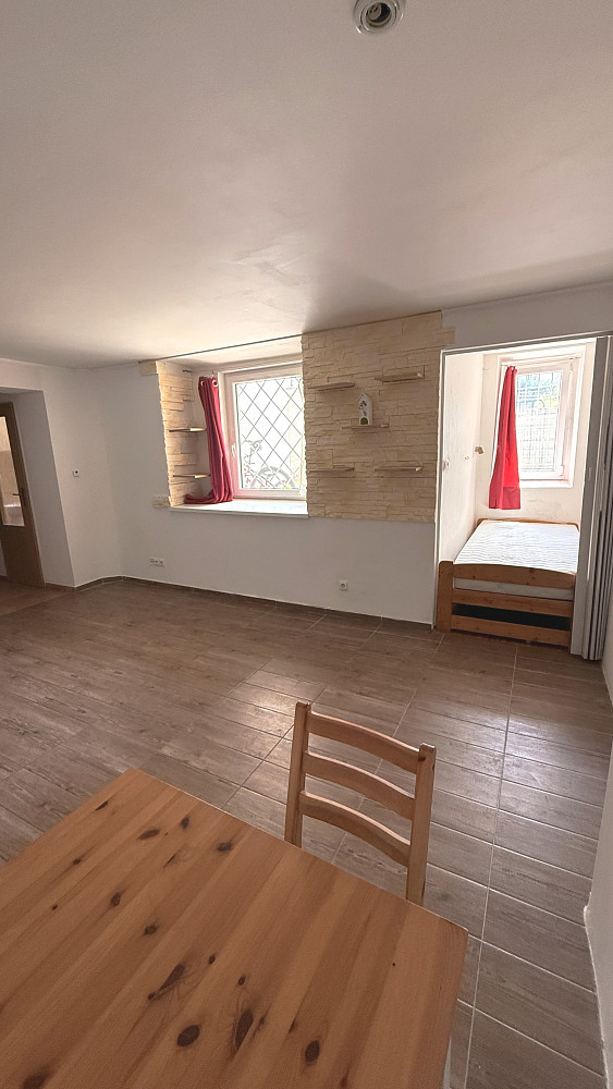 Prodej bytu 1+kk 28 m² — photo 2