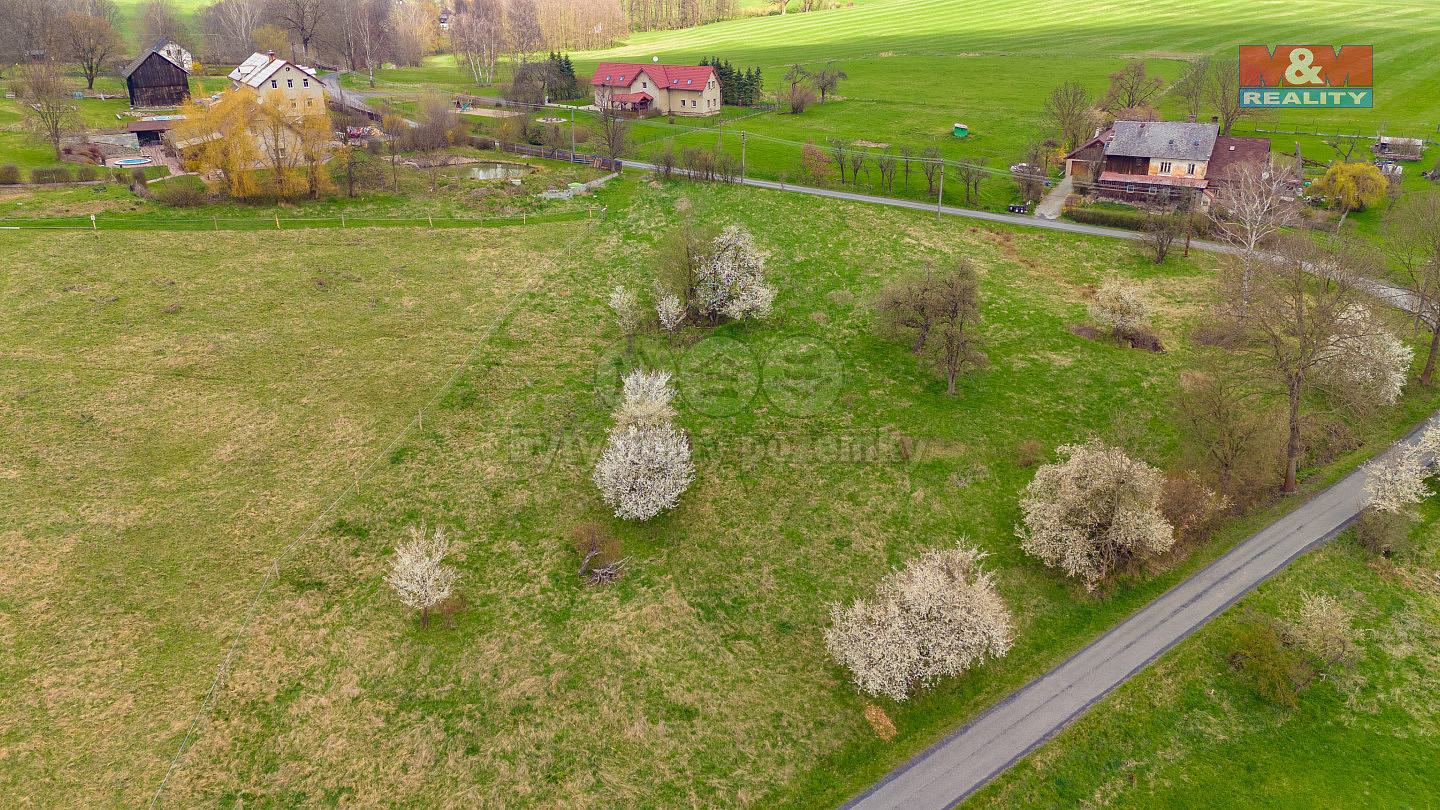 Prodej louky 2 371 m²