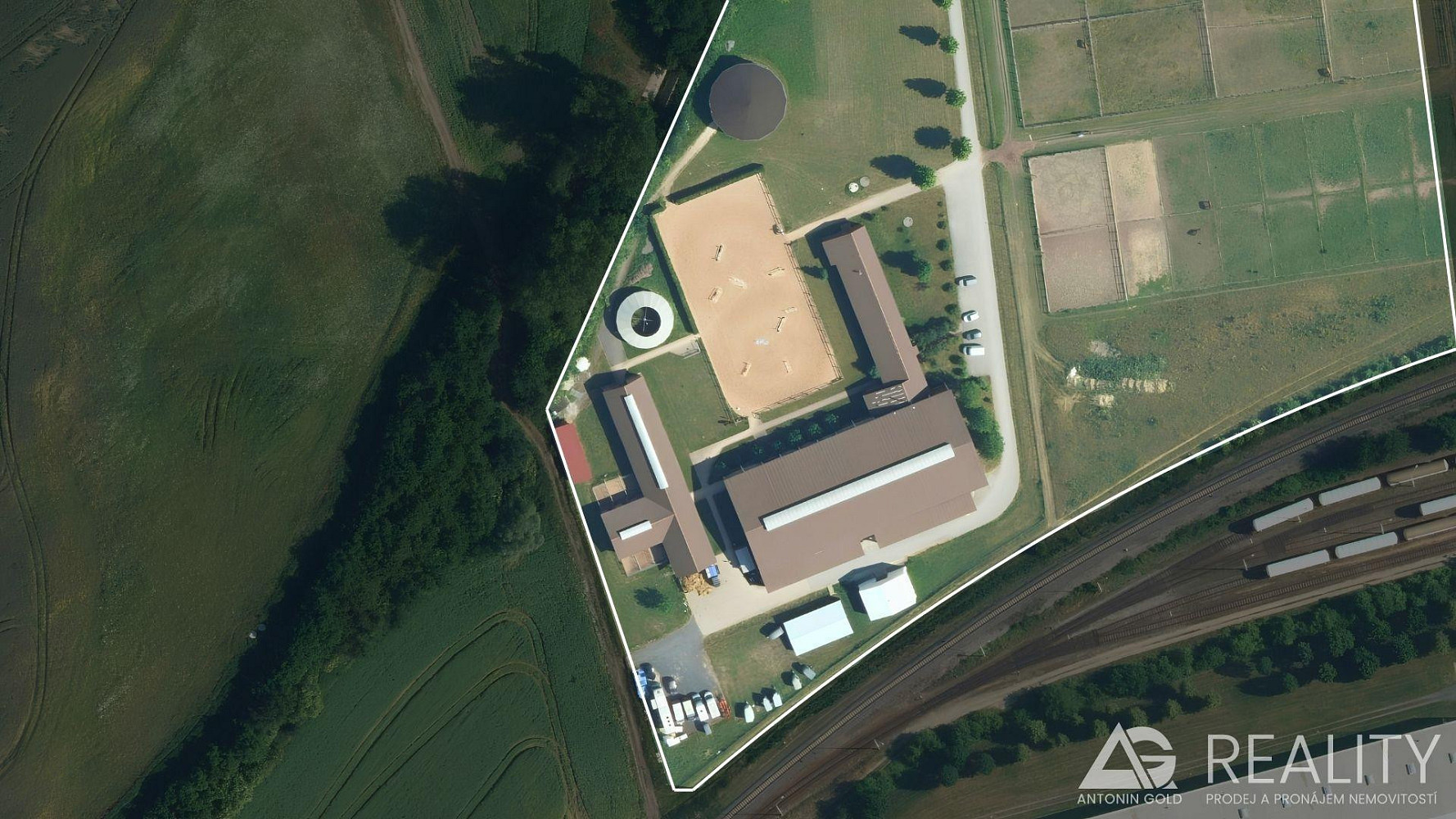Prodej komerčního pozemku 68 855 m²