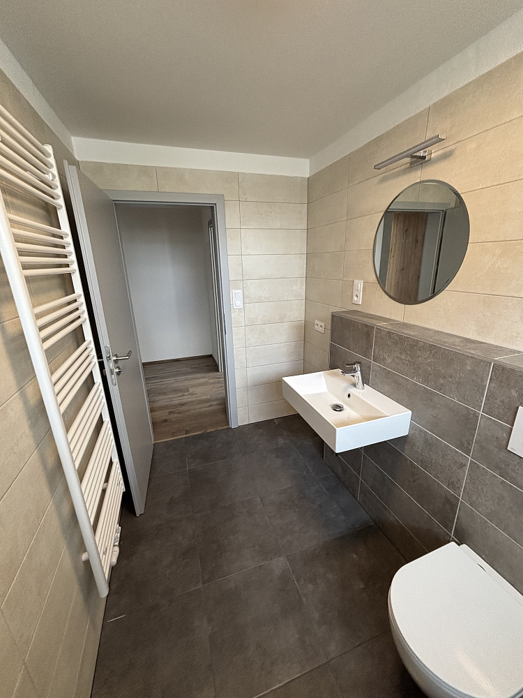 Pronájem bytu 1+kk 38 m² — photo 2
