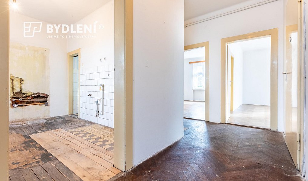 Prodej domu 360 m² s pozemkem 587 m², Novosedlice – náhled fotky 48